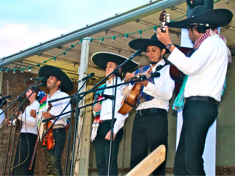 Raices Mexicanas