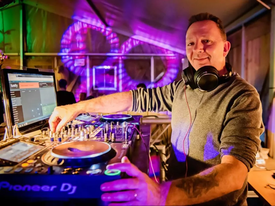 DJ BRUNO