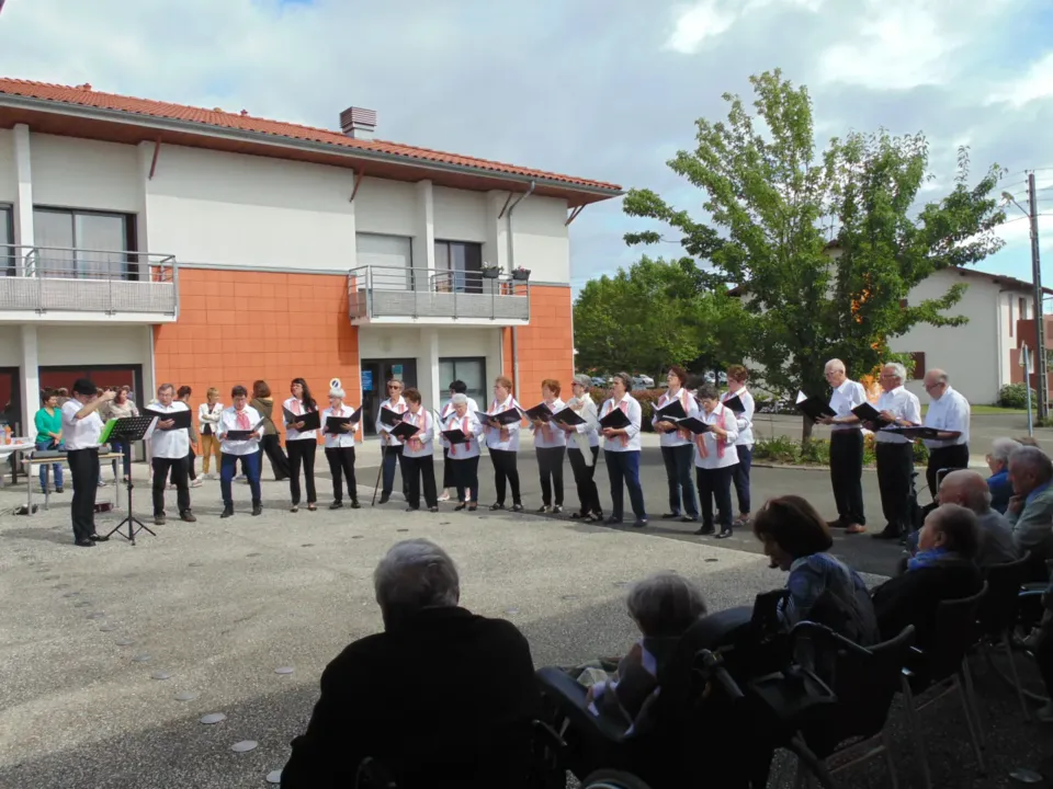 ENSEMBLE VOCAL ADAGIO