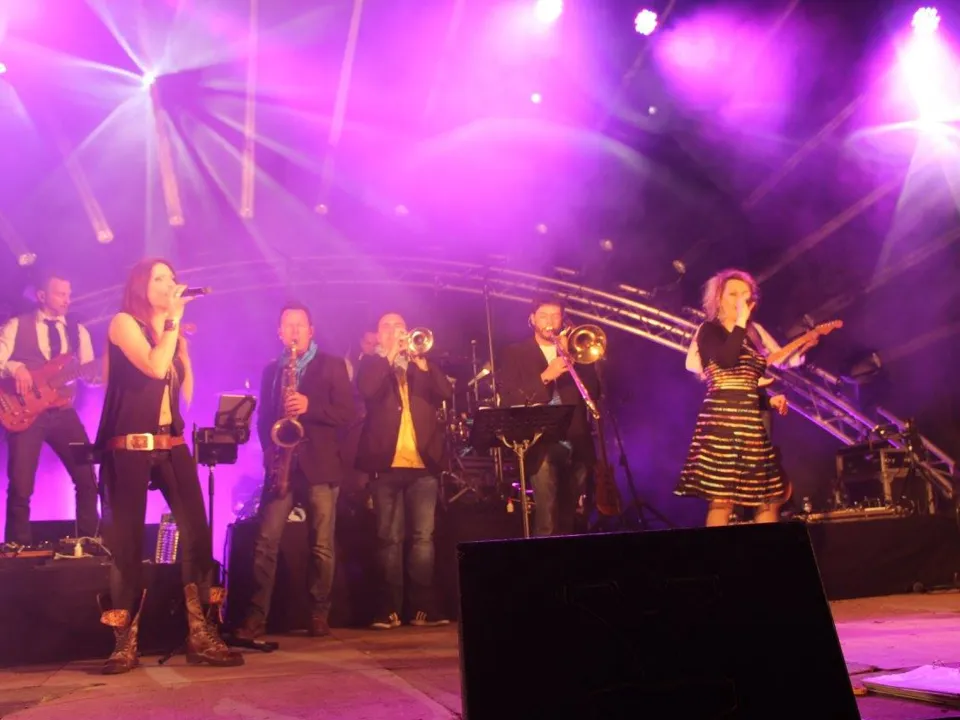 ORCHESTRE ISSUE DE SECOURS