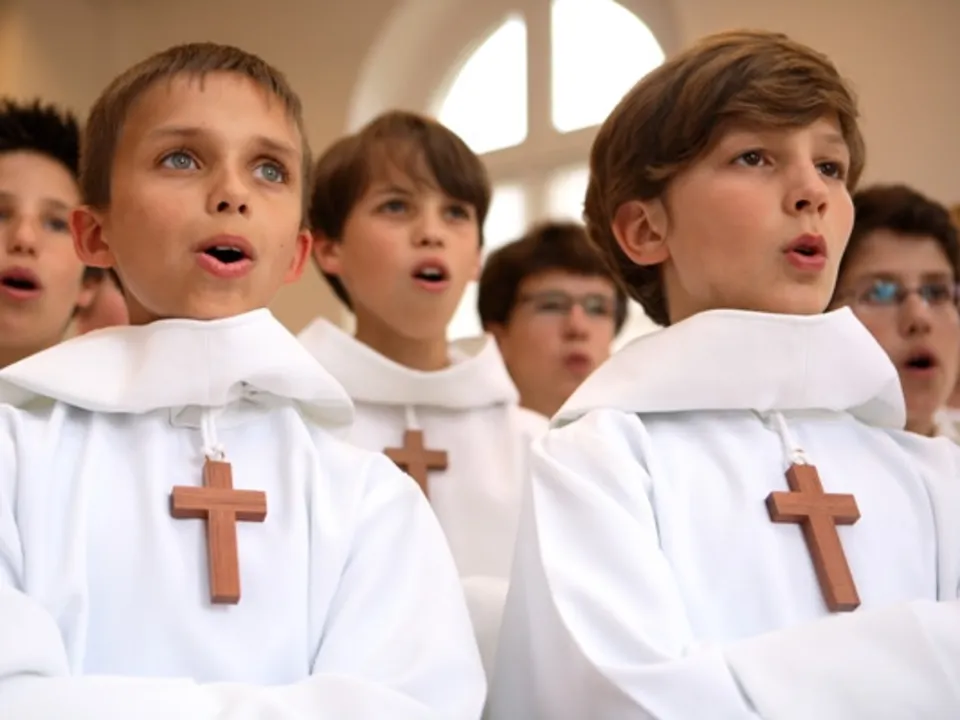 LES PETITS CHANTEURS A LA CROIX DE BOIS