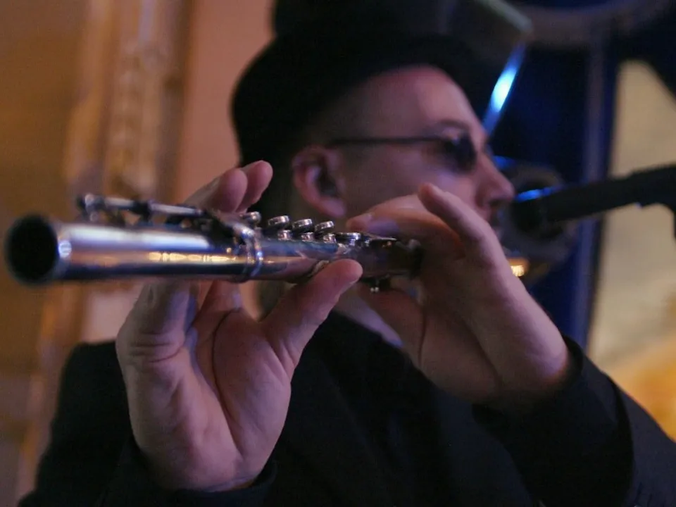 LIFE ORCHESTRA