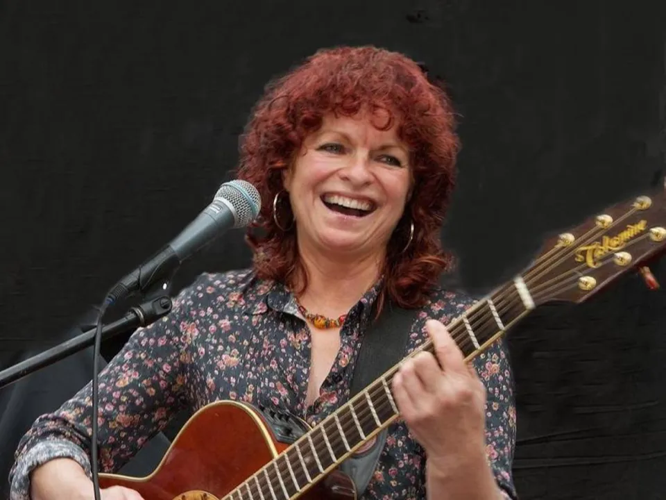 MICHÈLE LÉHO