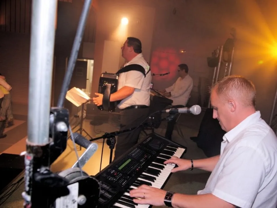 ORCHESTRE NUIT MAGIQUE