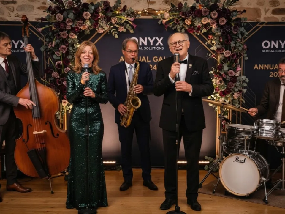 LES CHANSONNEURS