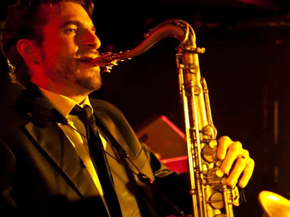 SWING CLUB