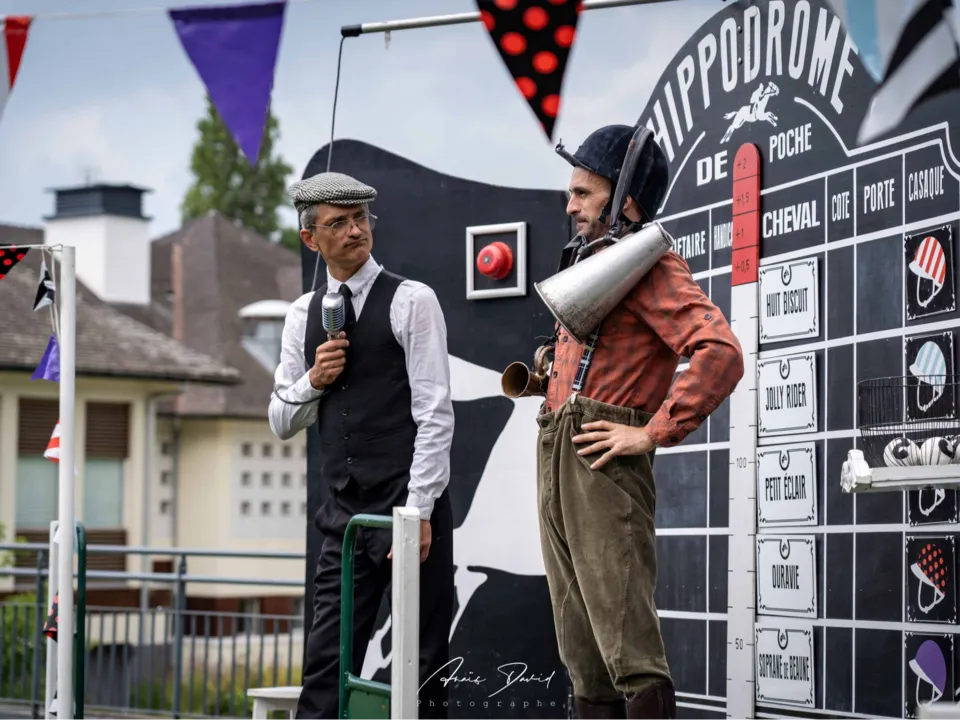 COMPAGNIE LEZ'ARTS VERS...