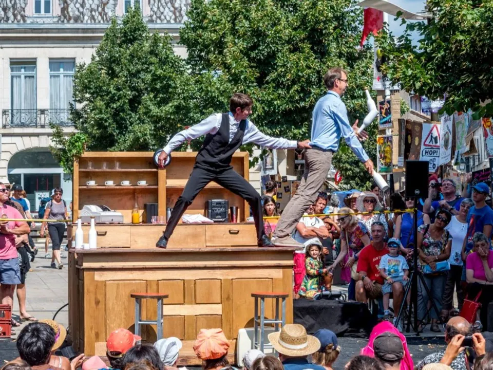 COMPAGNIE TOUT PAR TERRE