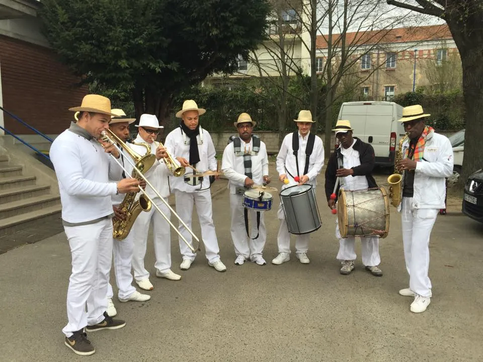 ASSOCIATION METISSAGE