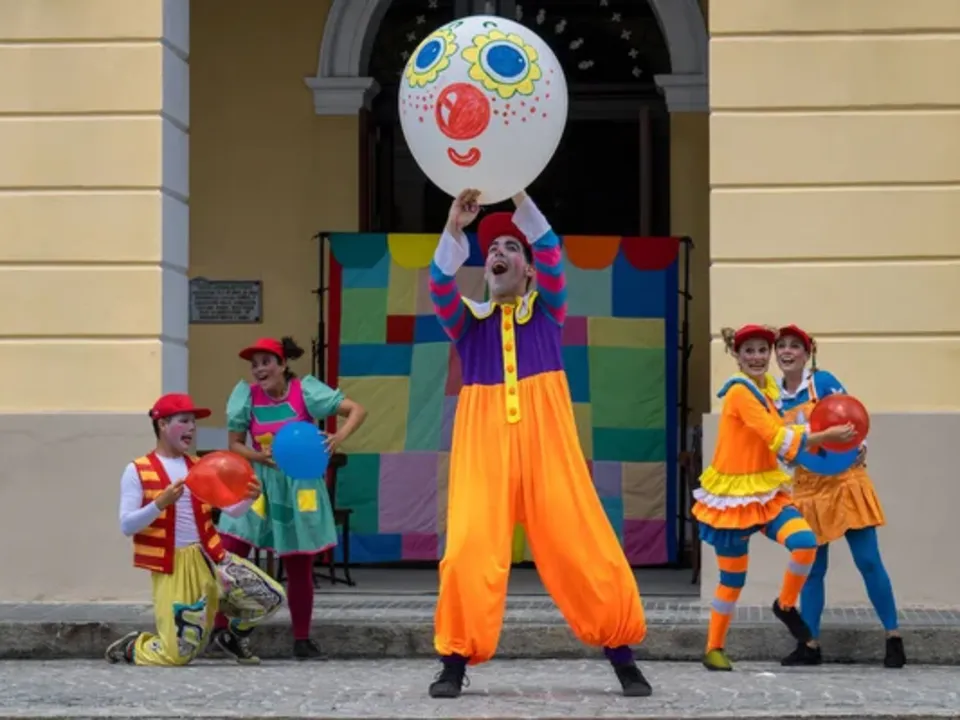 ANIMATIONS-SPECTACLES CARTE POSTALE