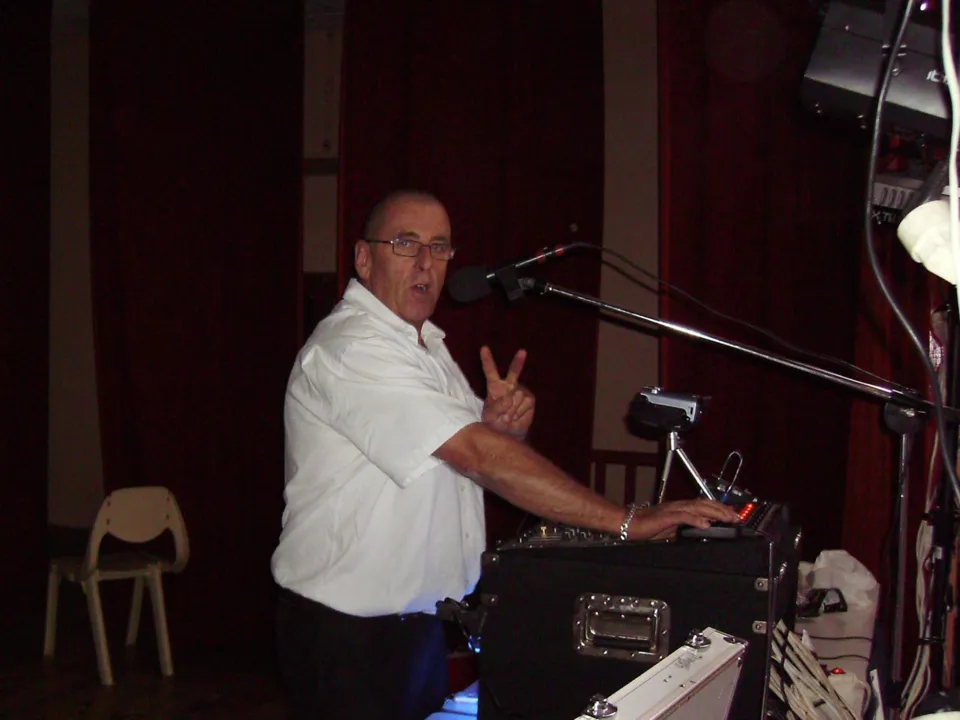 DISCO FAVE ANIMATION