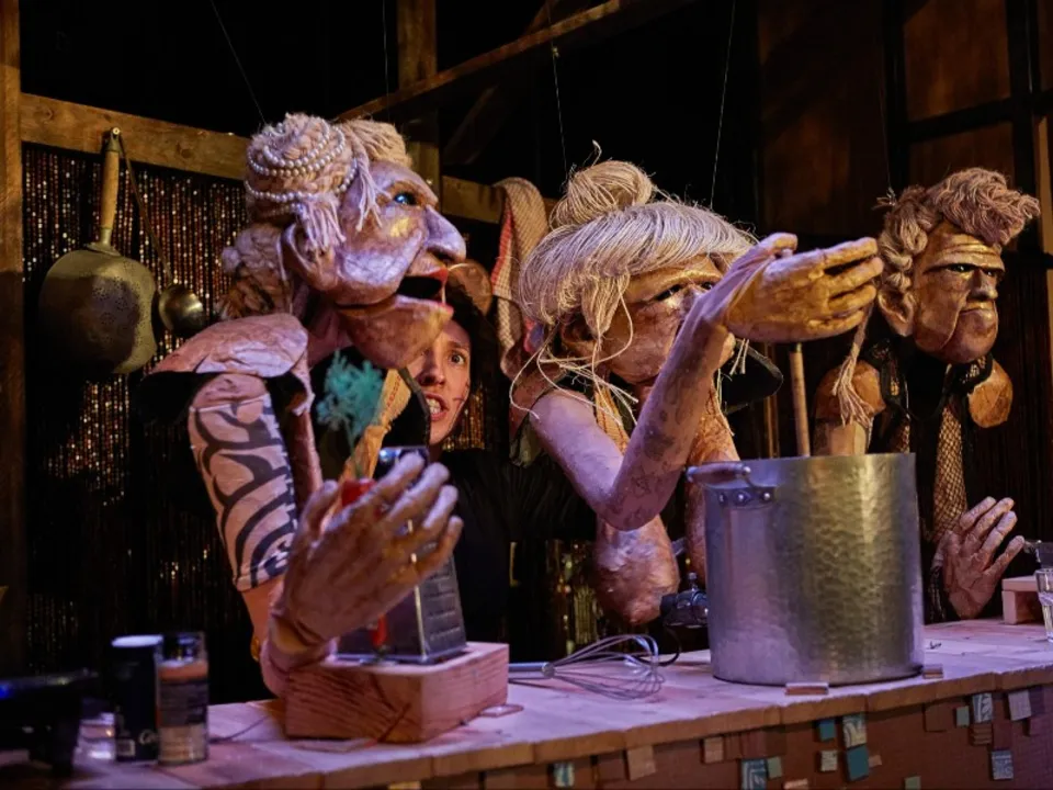 LES ANGES AU PLAFOND