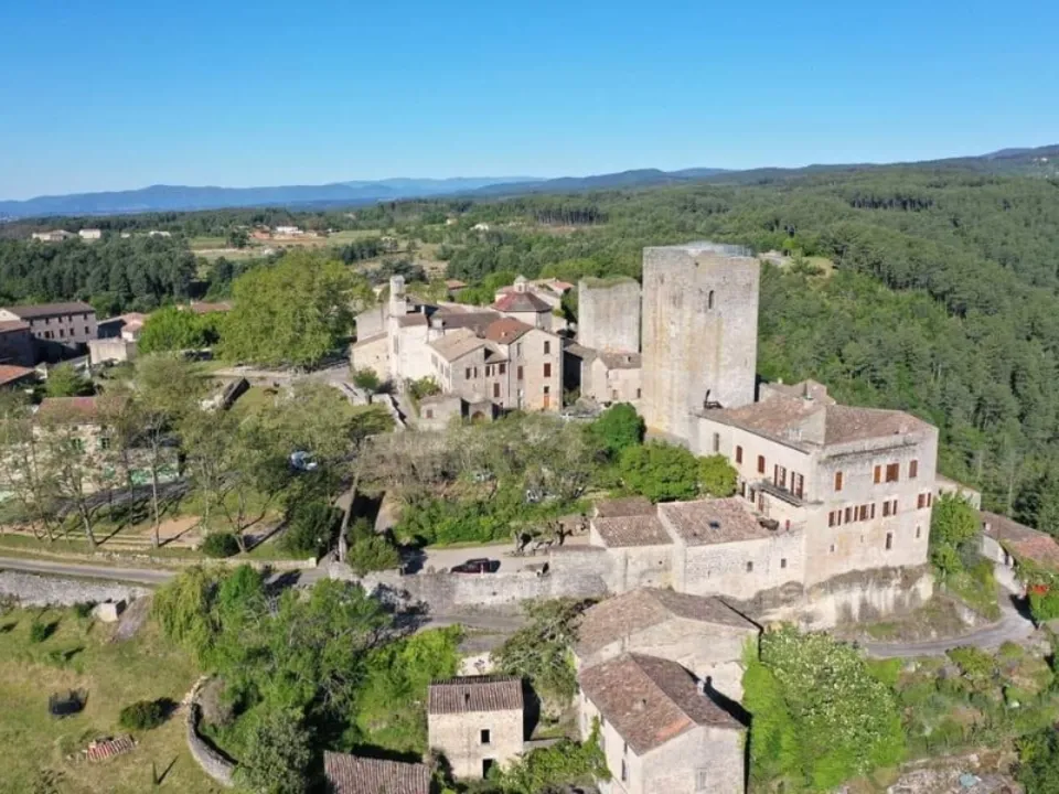 CHÂTEAU DE MONTRÉAL