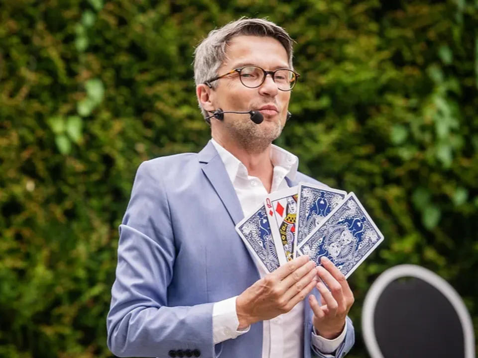 FRÉDÉRIC LAMA