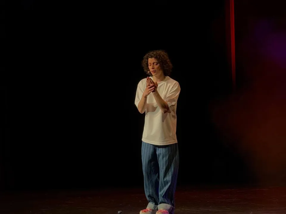 LE BAL DES FOUS THÉÂTRE