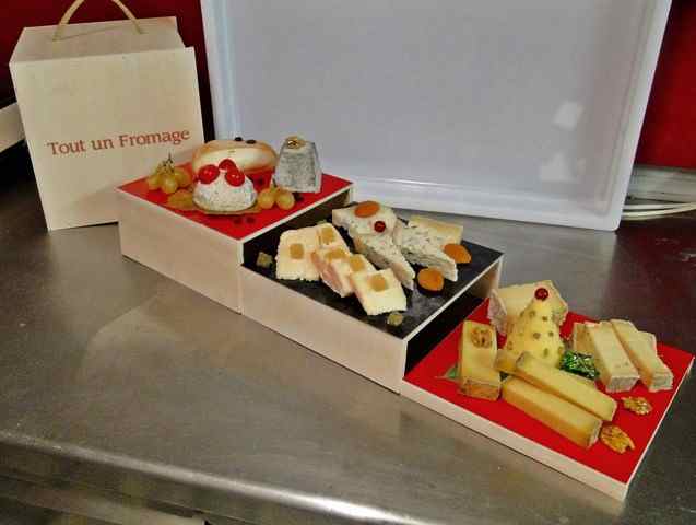 TOUT UN FROMAGE