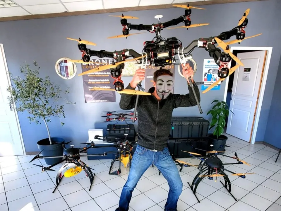 DRONE LOGISTIQUE