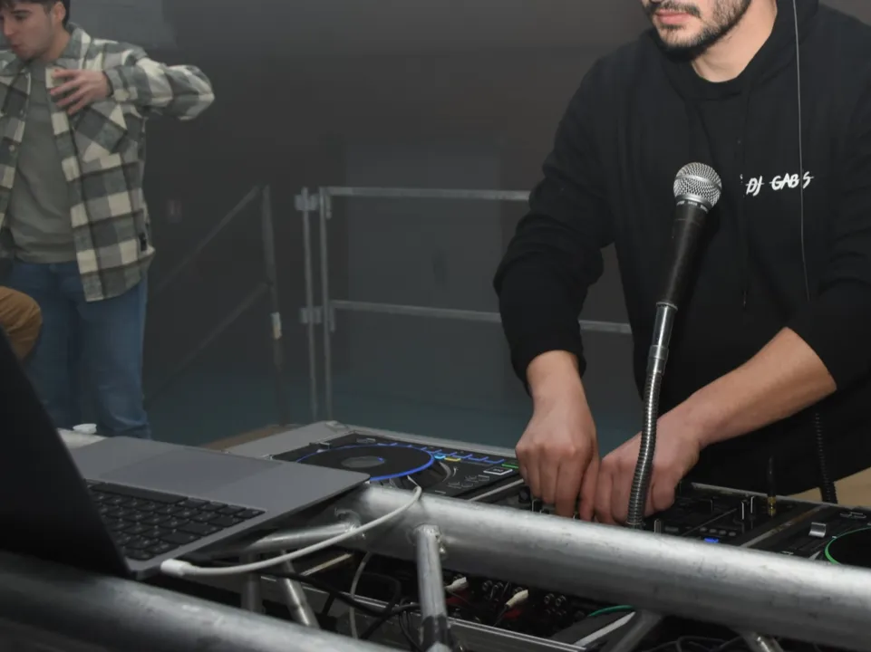 DJ PRO WATTS ANIMATION