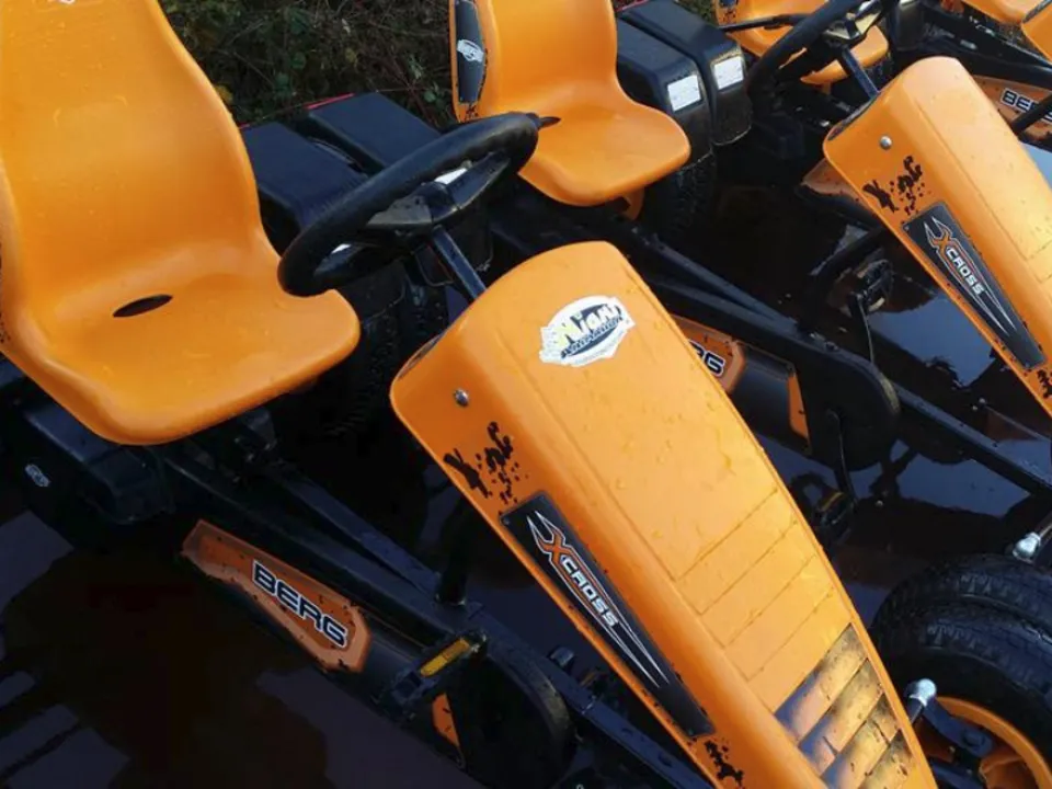 FEEL NIGHT ANIMATION