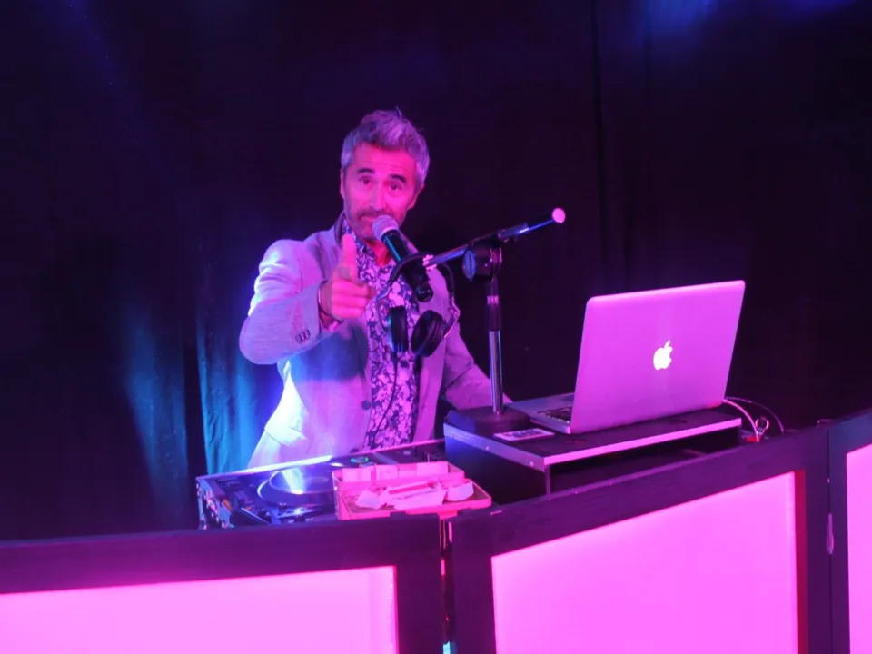 Kboom DJ Animation
