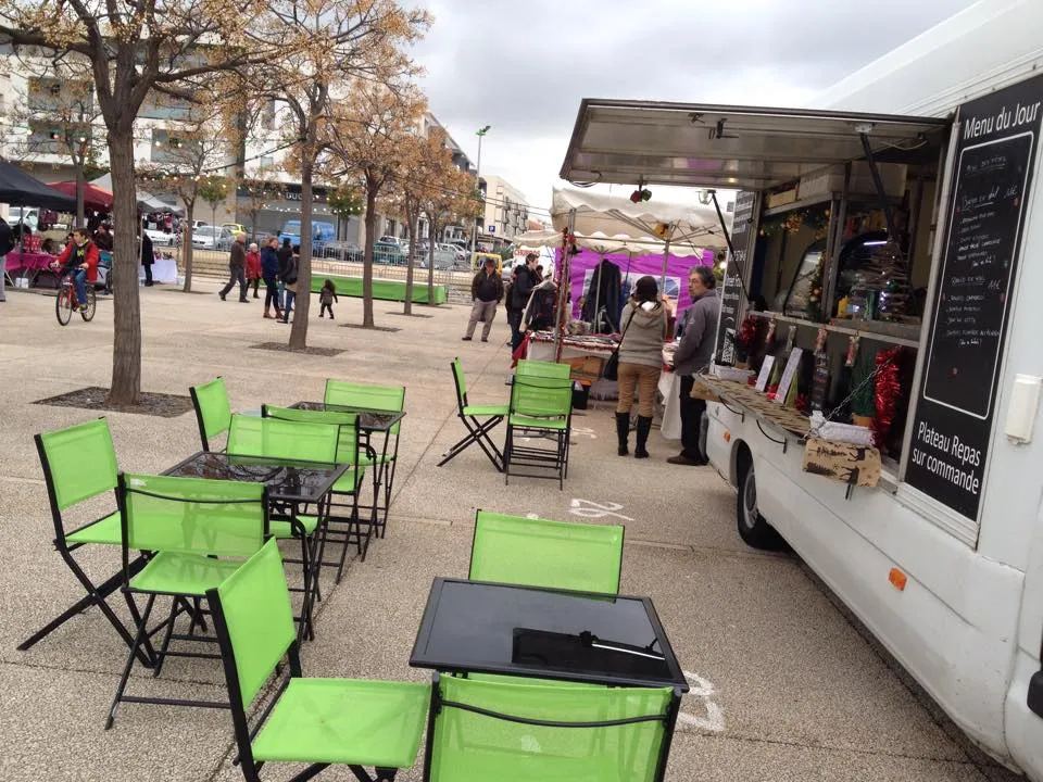 R&B FOOD TRUCK