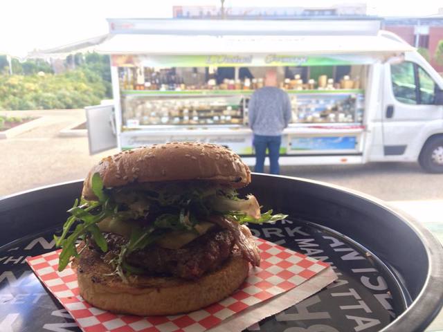 R&B Food Truck