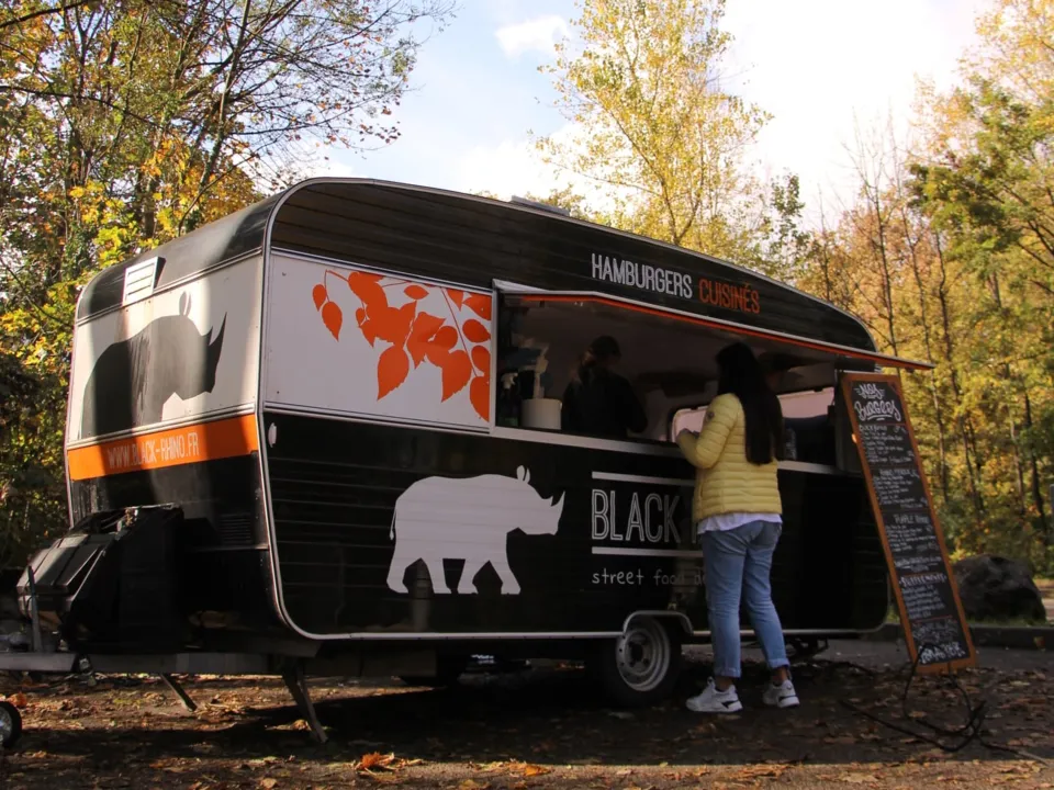 BLACK RHINO