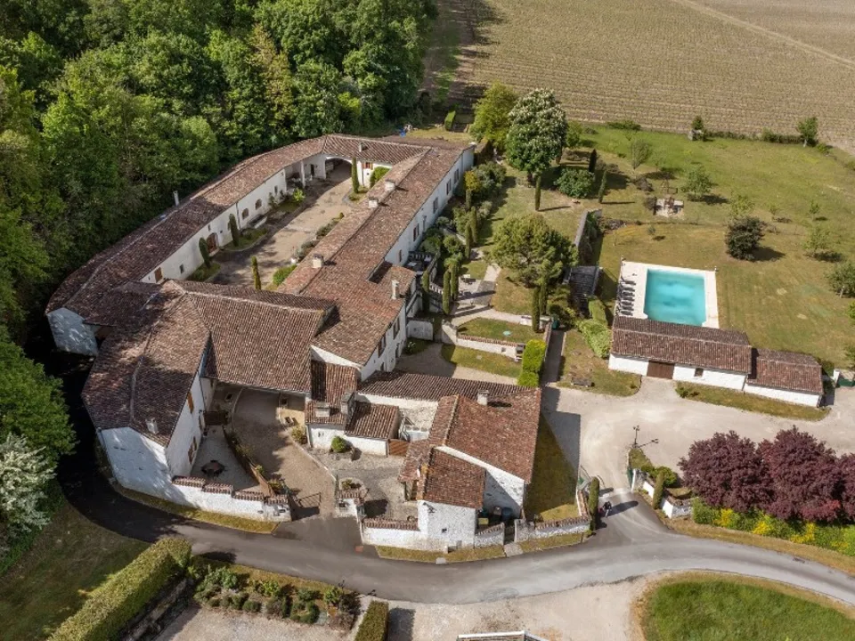 LE RELAIS DE SAINT PREUIL