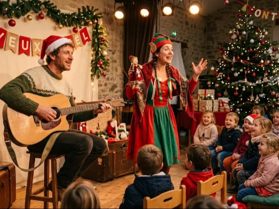 CHEZ LE PÈRE ET LA MÈRE NOËL