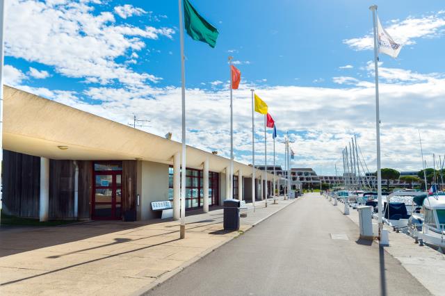 Yacht Club de Port-Camargue