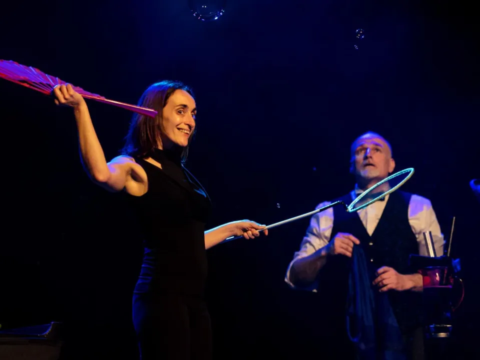 ALBERTO MERLETTI MAGICIEN