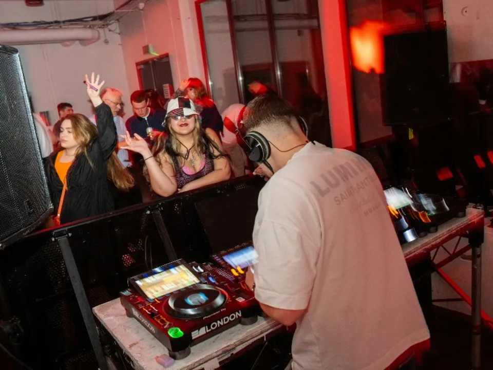 TEAM DJ ÉVENT & DÉCO