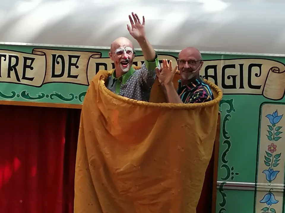 CIRCUS THEATRE RECRE MAGIC