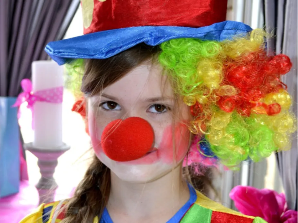 LES ENFANTS D'ABORD