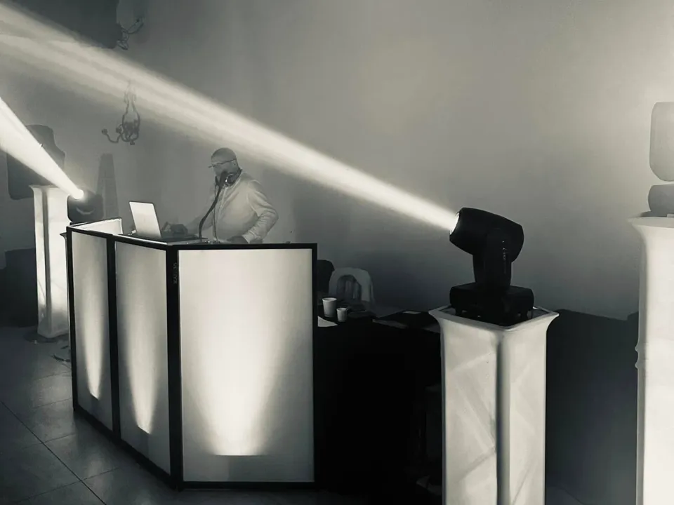 SOUND LIGHTS DIFFUSION