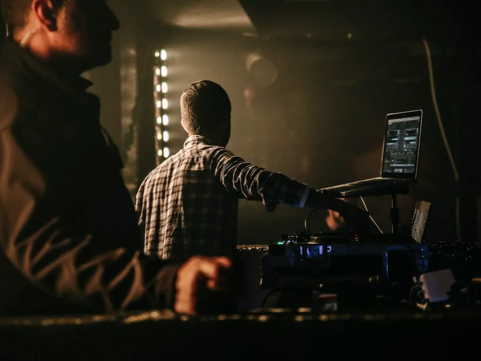 ARTISTE OLIVIER MAGIC'SON