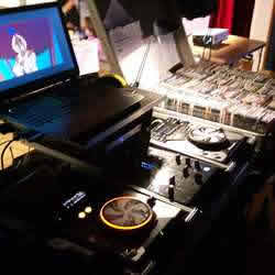 DJ STEPHANE ET PHOTO LAURENT BENHAMOU