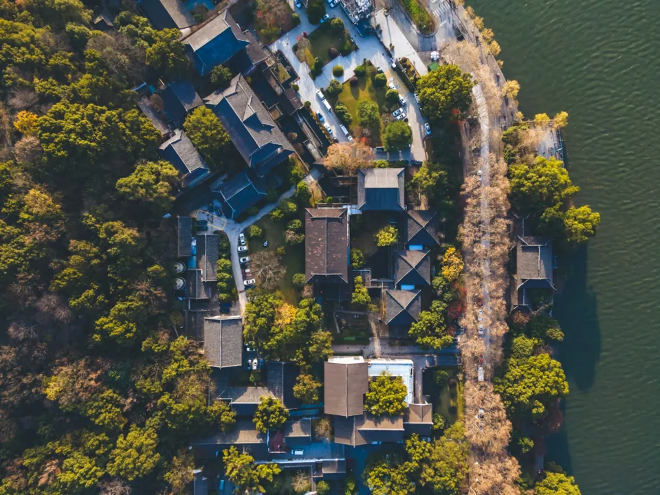 ANTOINE DEBARRE STUDIO