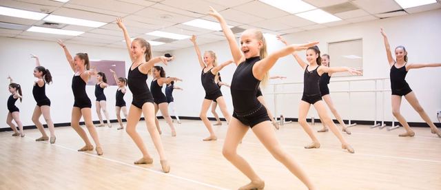 STUDIO DE DANSE SERGE PIERS