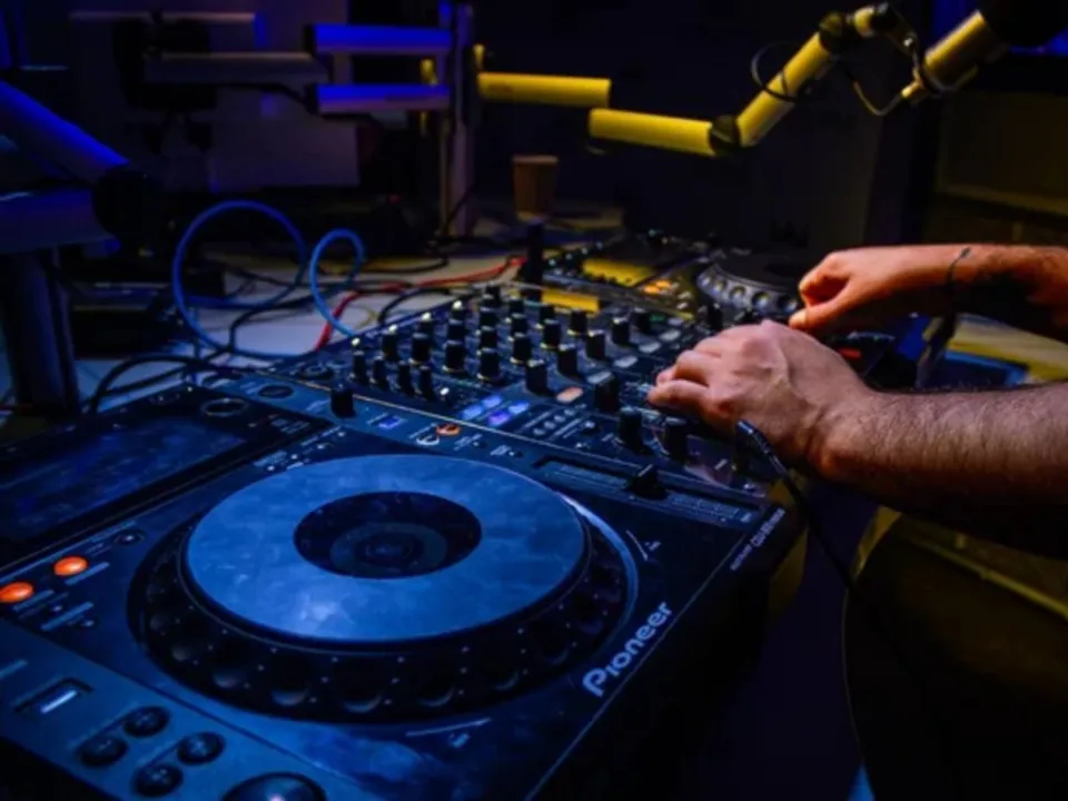 LA SCALA CLUB (SARL)