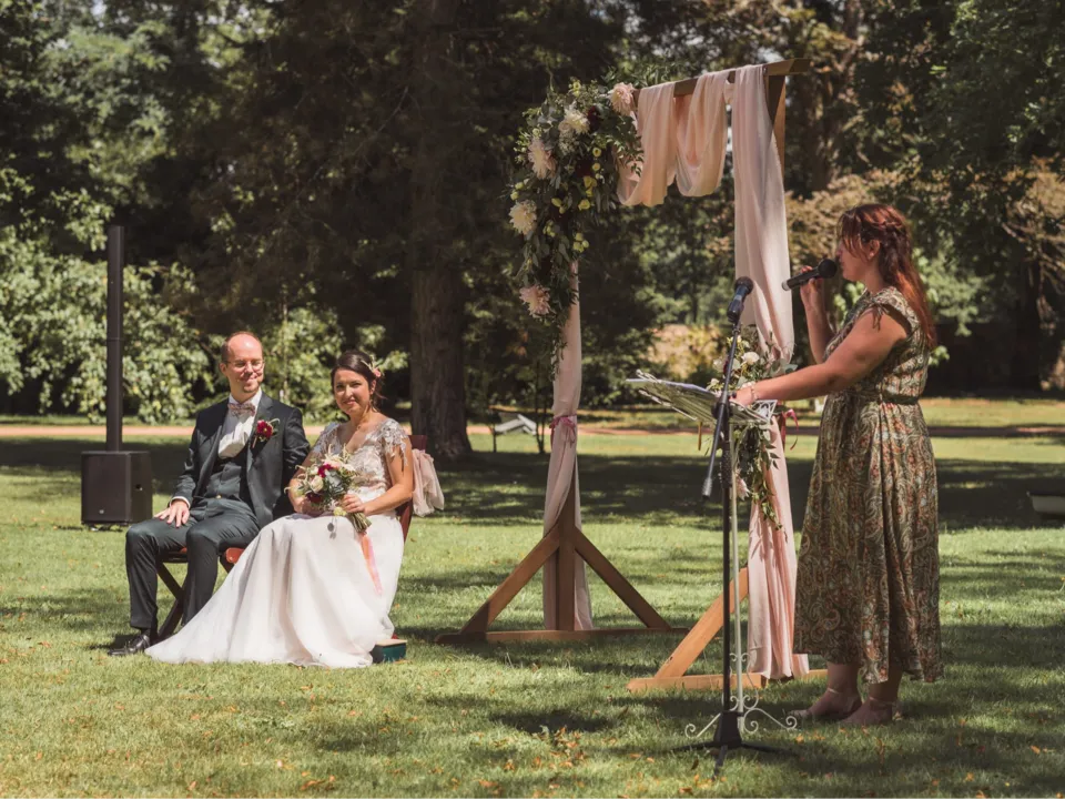 S.E MOBILE ANIMATEUR DE MARIAGES ET SOIRÉES
