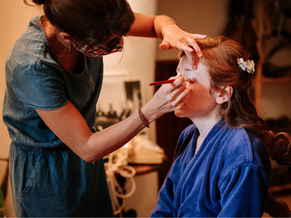 LISA MAKEUP AND HAIR