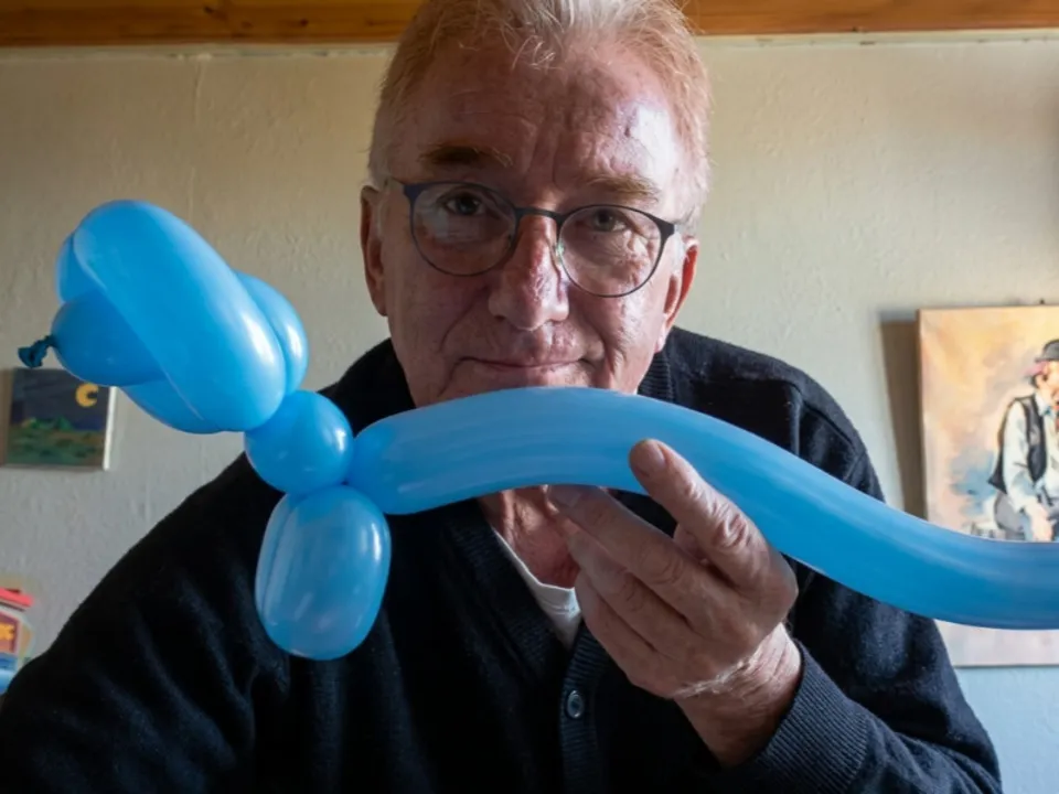 LE CLOWN POIL DECAROTTE