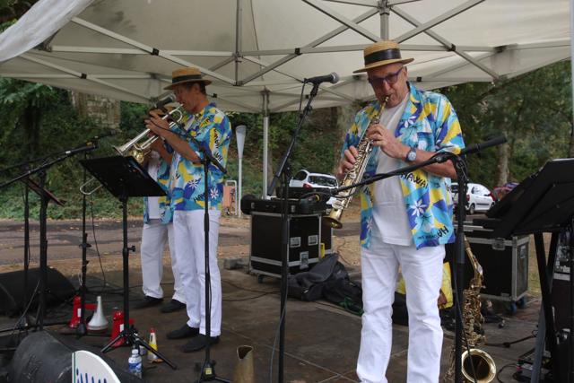 IN VINO JAZZ BAND