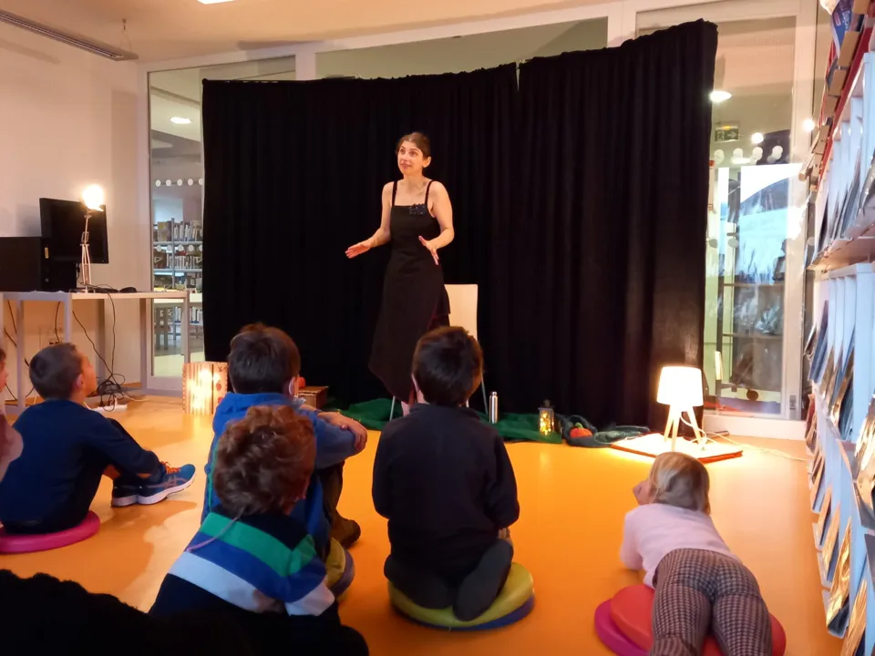 SOPHIE PÉRÈS - CONTES ET BRICOLES