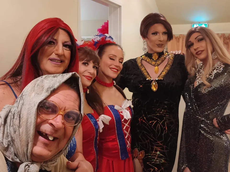 LES SPECTACLES D'ALCYDE