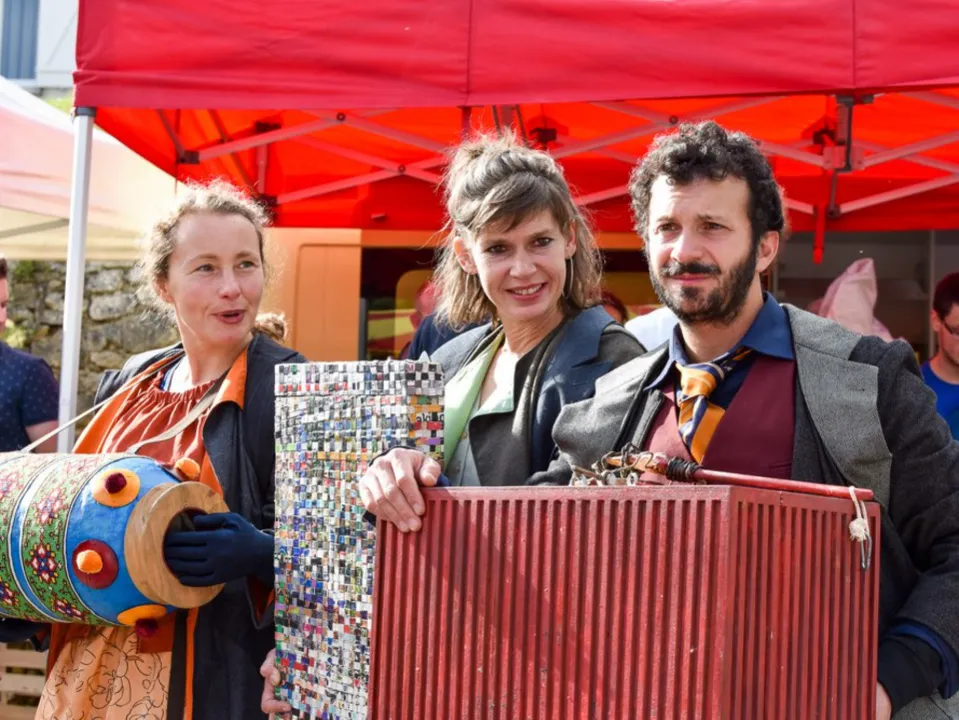 COMPAGNIE LES GRANDES PERSONNES