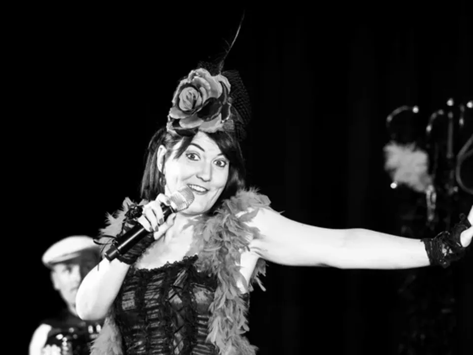 DOMINIQUE D ANGELO LABEL DOM