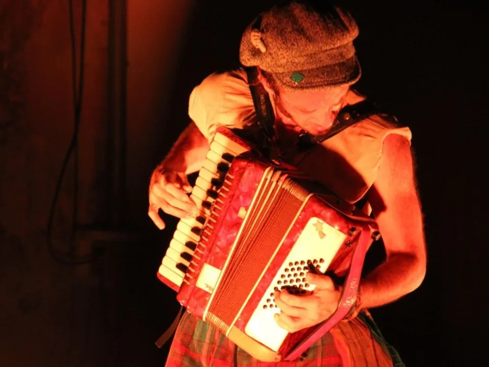 YANN ACCORDÉON ET CHANSONS