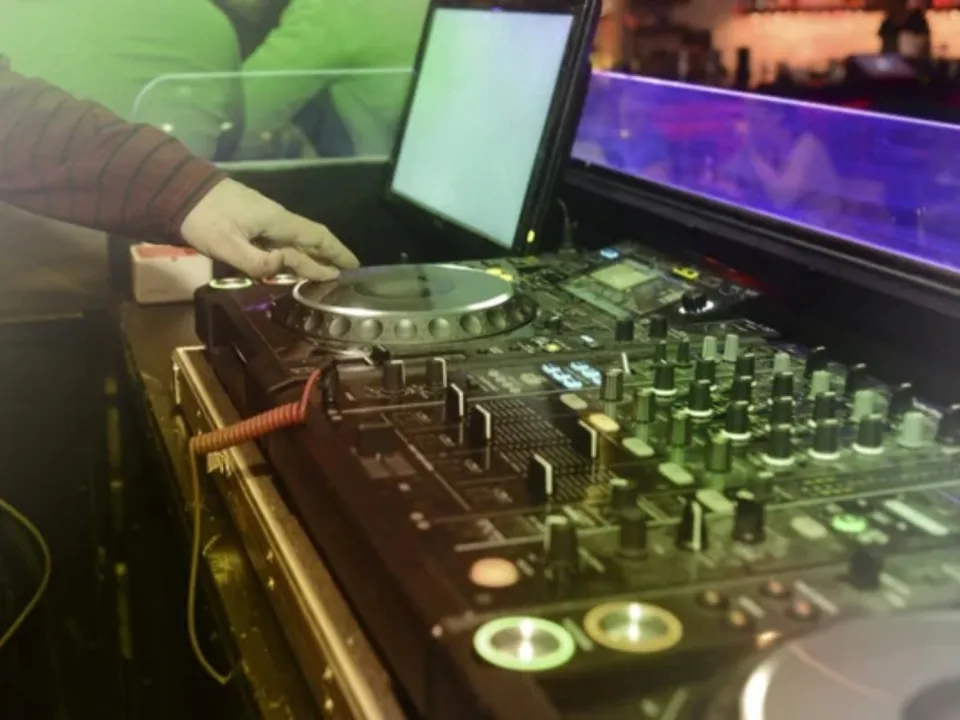 LIBERTY MUSIC ANIMATION